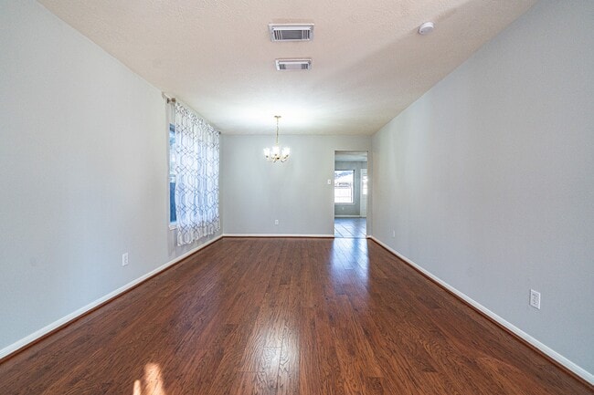 Building Photo - 16110 Cypress Valley Dr