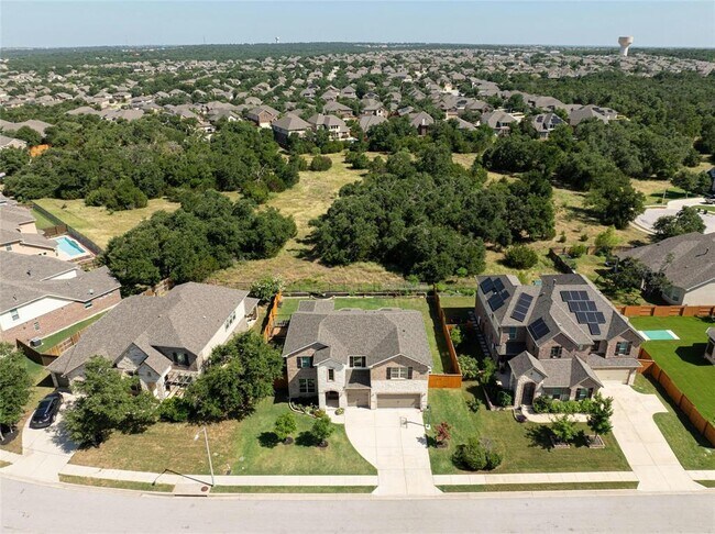 Foto del edificio - 4425 Cherry Bark Dr