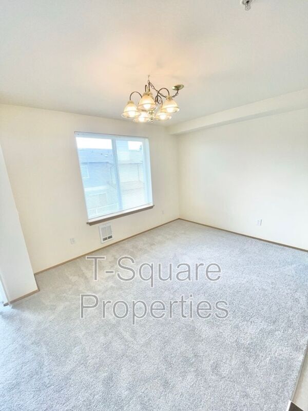 Foto del edificio - 8830 3rd Ave SE