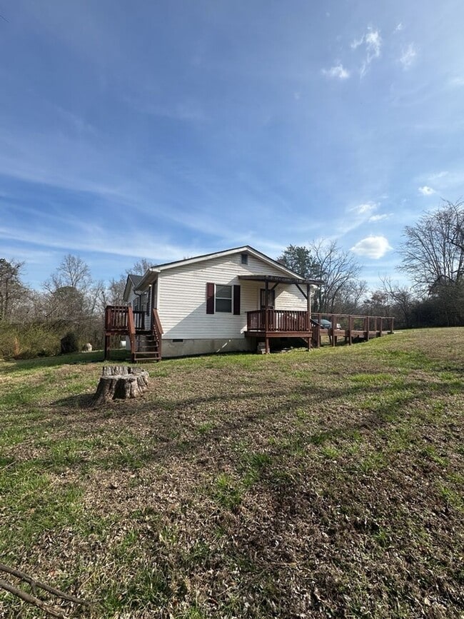 Photo - Peaceful 3 Bedroom 1 Bathroom House! Hixson, TN!