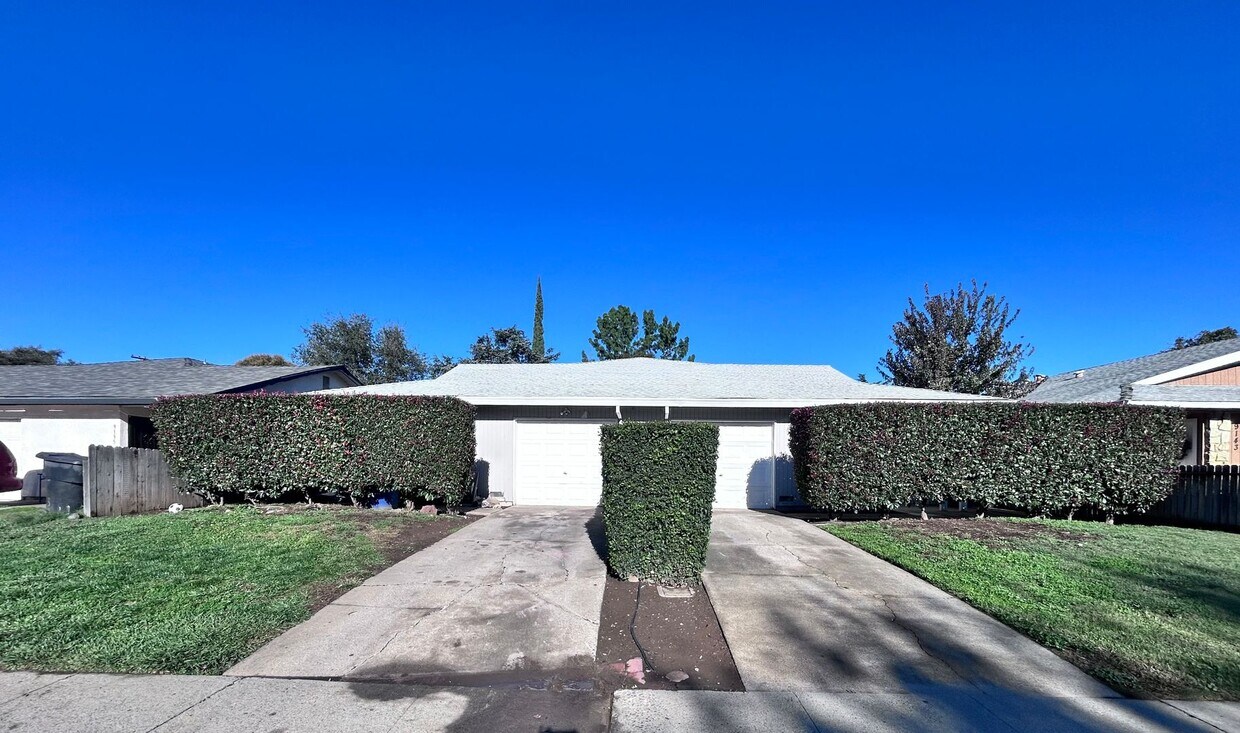 9137-9139 Tuolumne Drive - 9137-9139 Tuolumne Drive