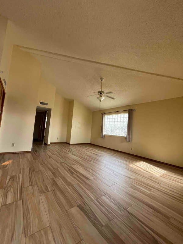 Building Photo - 2821 Nations Ave