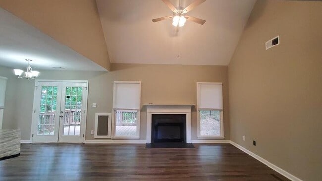 Photo - 1061 Sharon Pl House