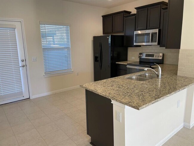 Building Photo - 9610 Morning Iris Dr
