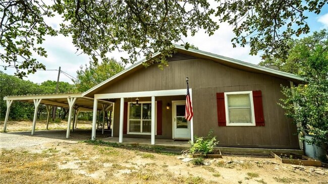 Building Photo - 107 Kendalia Cir