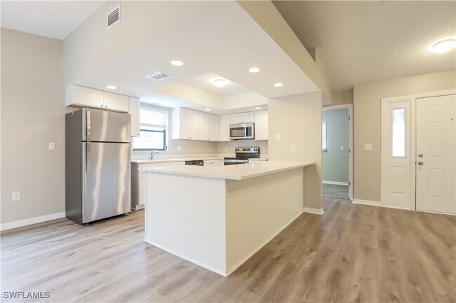 Foto del edificio - 987 Auburn Rd
