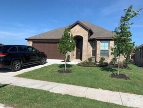 Building Photo - 2264 Templin Ave