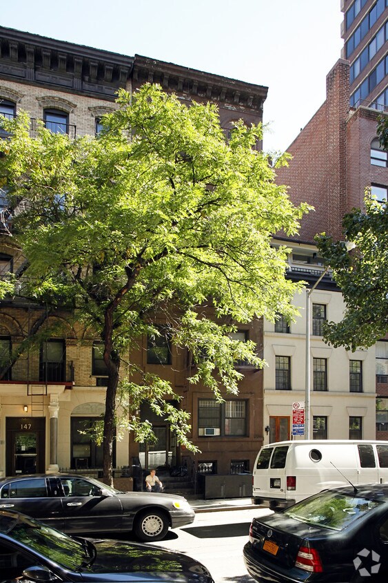 Foto del edificio - 151 E 30th St