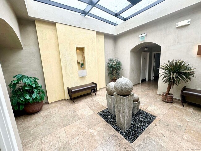 Foto del edificio - 1044 Wall St