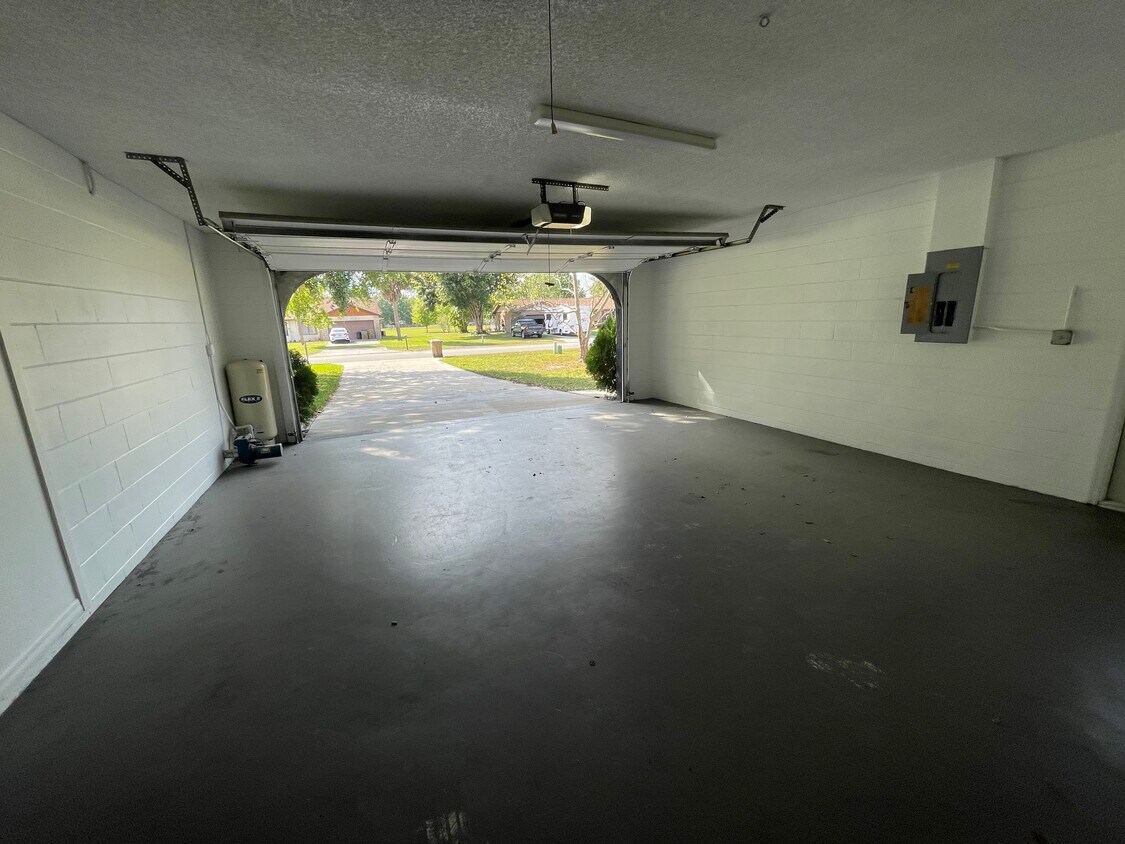 1177 Liza St, St. Cloud, FL 34771 House for Rent in St. Cloud, FL