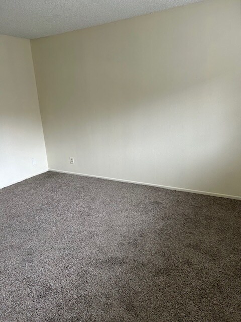 Foto del edificio - 10413 Western Ave