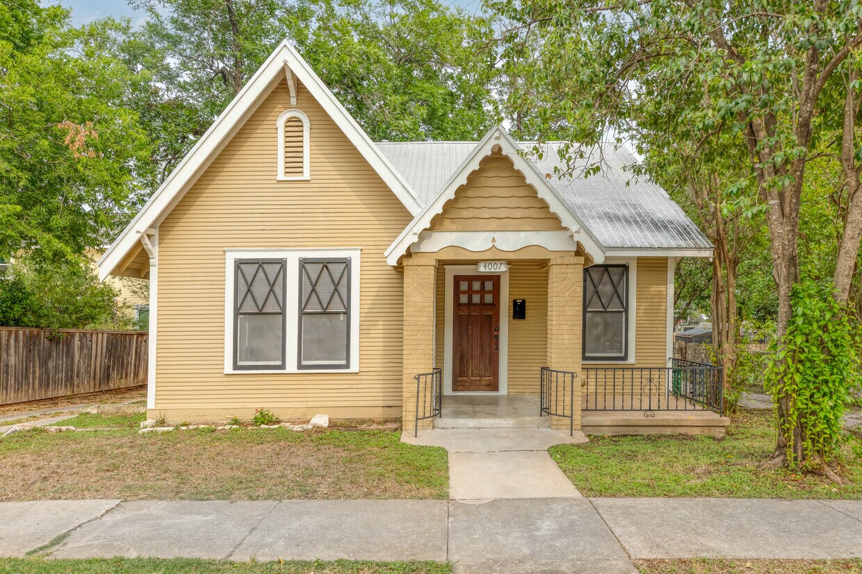 Foto principal - 4007 Duval St