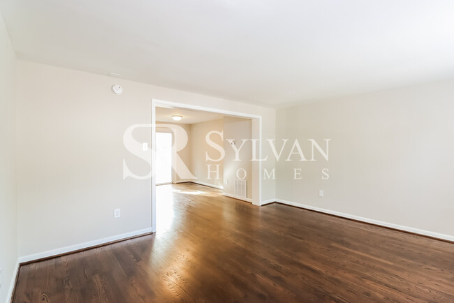 Foto del edificio - Location, Community, Quality Living. It St...