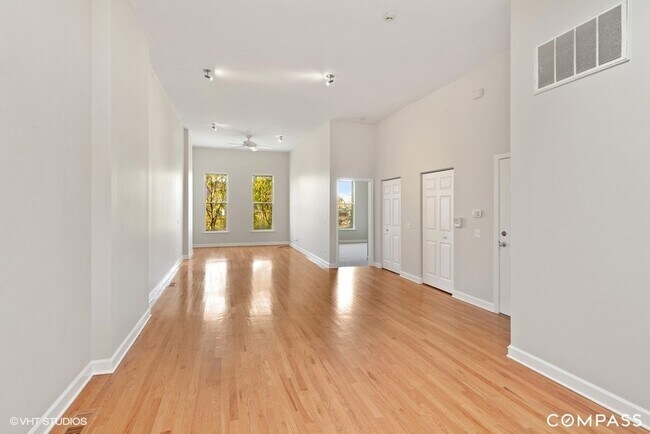 Building Photo - 1875 N Milwaukee Ave