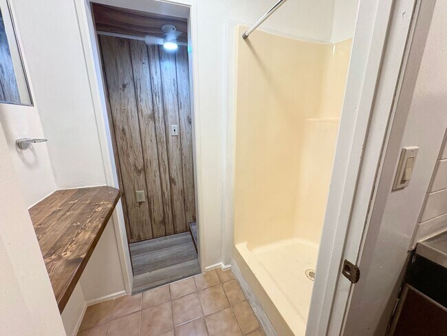 Foto del edificio - Cozy Studio in Town