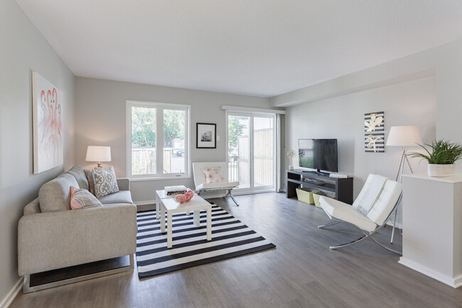 Photo du bâtiment - Faircrest Townhomes