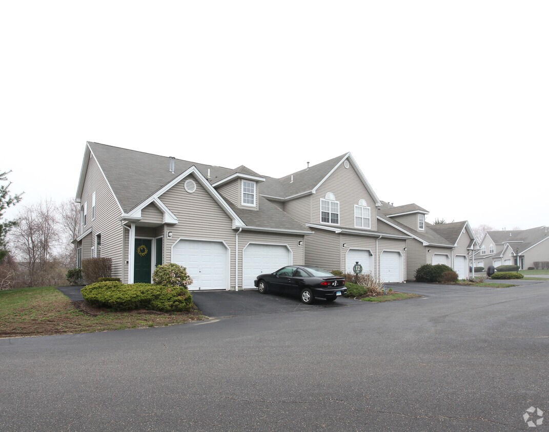 Country Place Apartments Colchester, CT