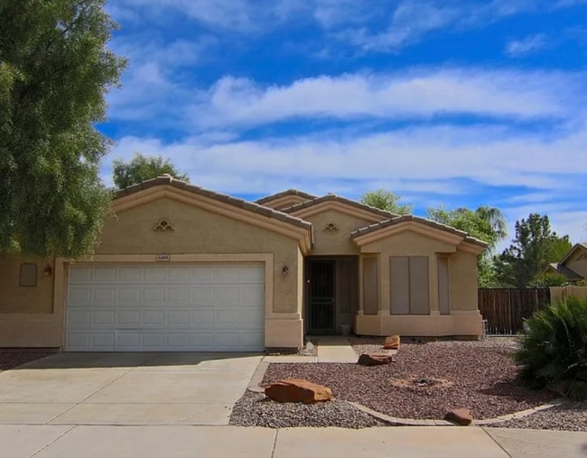 Building Photo - 6285 S Salt Cedar Pl