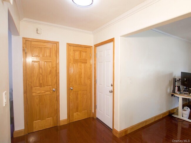 Foto del edificio - 209-20 42nd Ave
