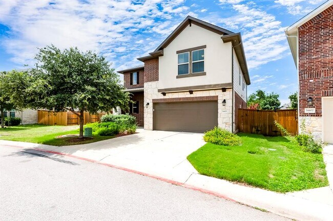 Foto del edificio - 14400 McCoy Lp