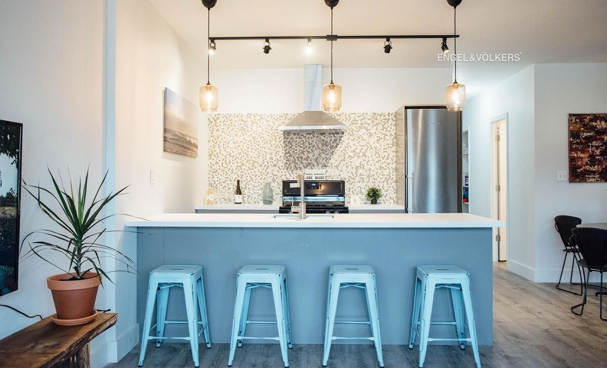 Foto principal - 179 Beach 96th Street