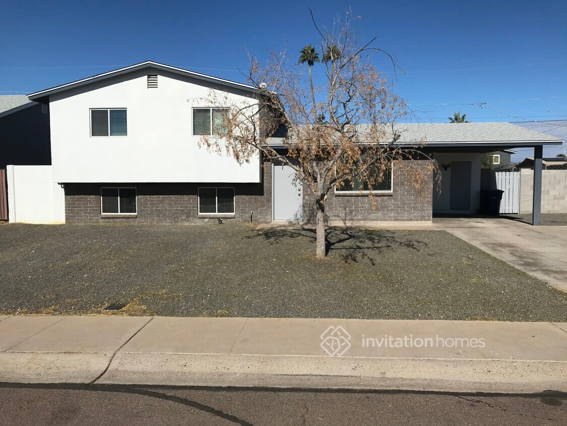 Primary Photo - 510 E Papago Dr