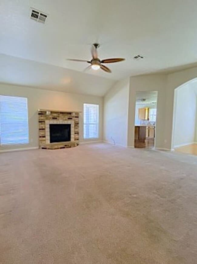 Foto del edificio - 4BD/2BA IN COPPERAS COVE TX