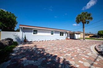 Building Photo - 1853 Florida Mango Rd