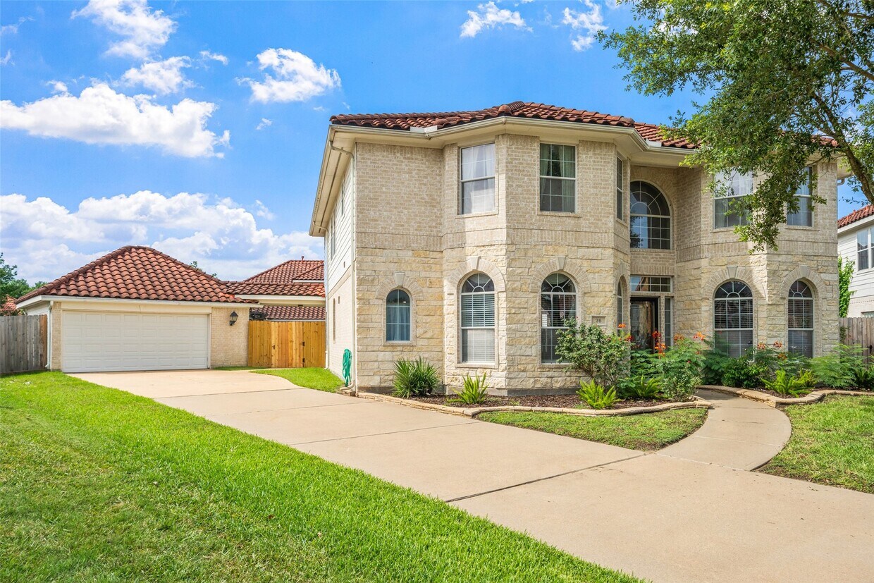Foto principal - 26 Oakmont Ct