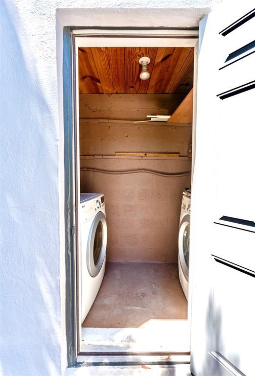 Foto del edificio - 1615 NE 9th St