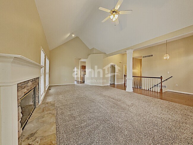Building Photo - 4930 Hyde Court