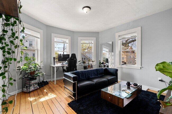 Foto del edificio - 170 Allston St