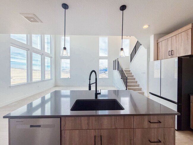 Building Photo - Spacious Family Home with Modern Upgrades