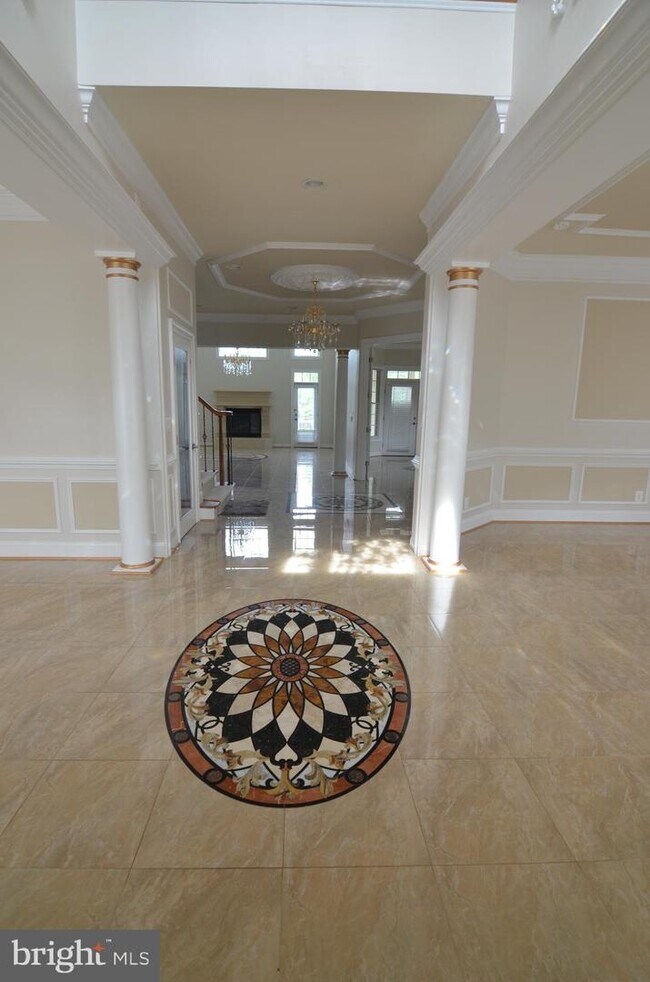 Building Photo - 1583 Maddux Ln