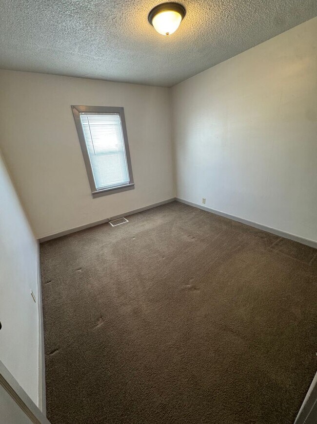 Foto del edificio - Main level house available for rent