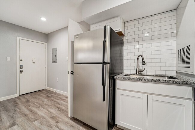 Interior Photo - Casa de Dali