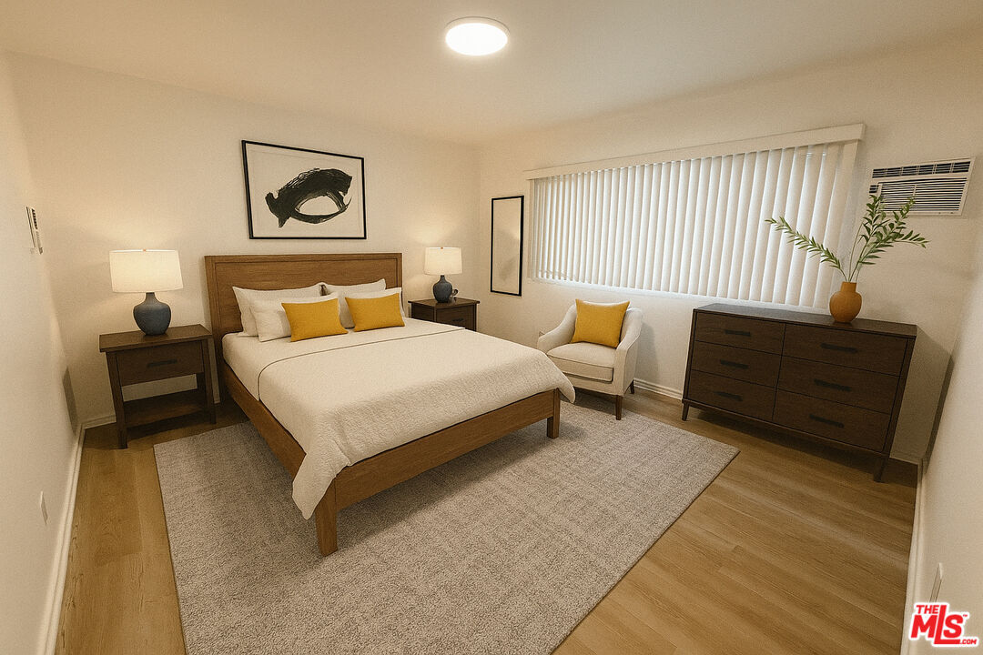 Building Photo - 926 S Bedford St