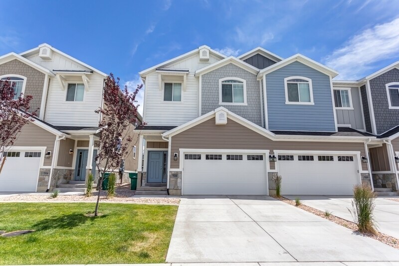 Primary Photo - 704 S 1840 W