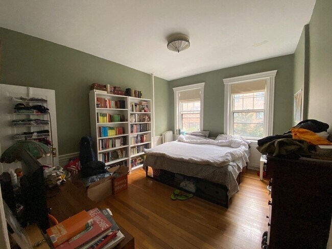 Foto del edificio - 70 Strathmore Rd