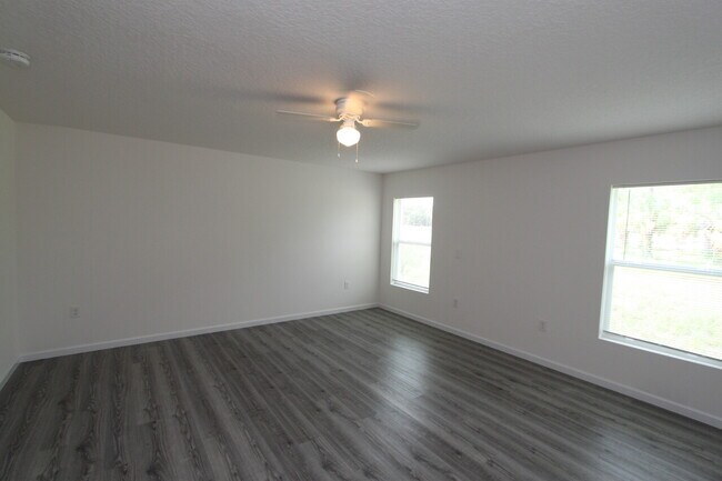 Building Photo - 256 Hoffer Ave NW