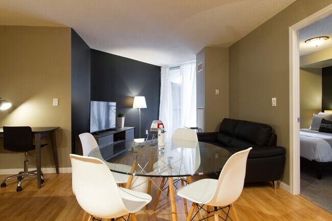 Photo du bâtiment - 144 Simcoe St