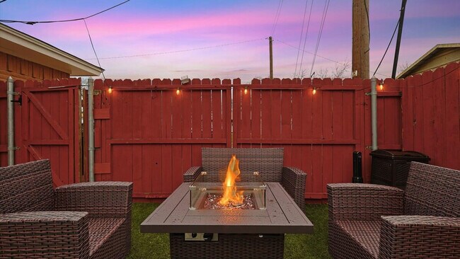 Foto del edificio - 2117 Benjamin Rd