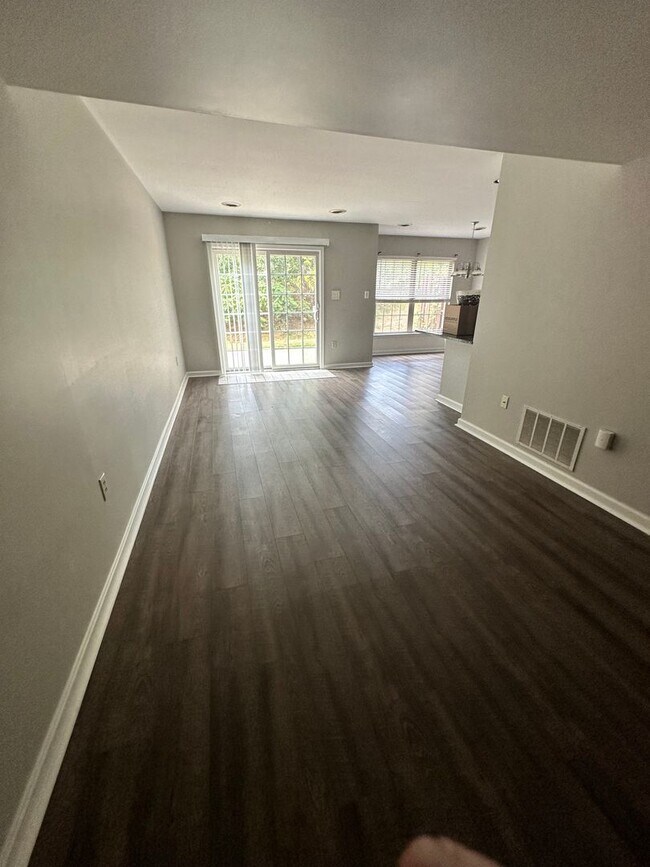 Building Photo - 1248 Timber View Dr