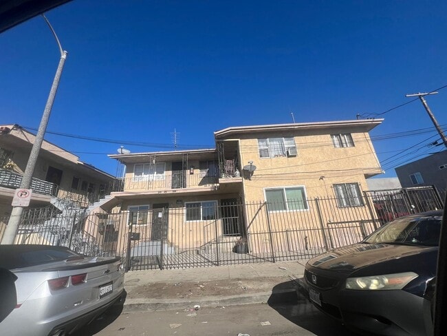 Photo - 251 W. 65th St House