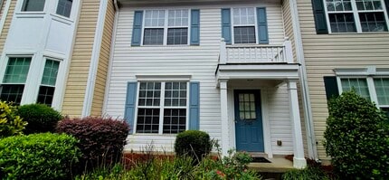Building Photo - 2015 Whitestone Pl