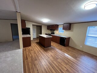 Foto del edificio - 435 Gibson Rd