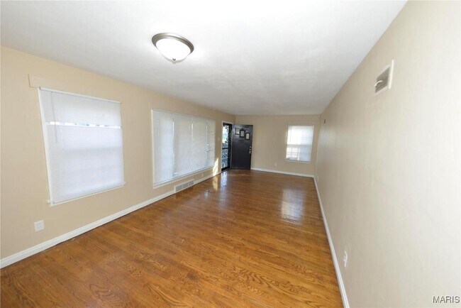 Foto del edificio - 6127 Shillington Dr