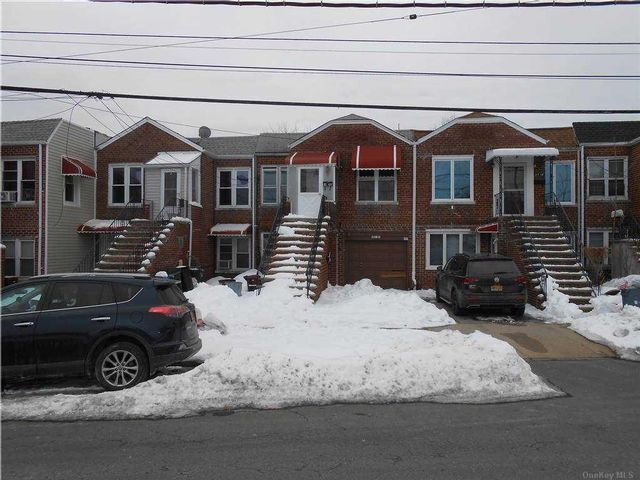 Primary Photo - 84-20 Little Neck Pkwy