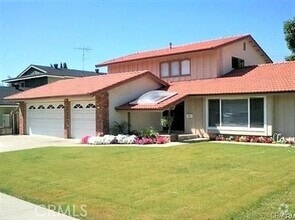 Building Photo - 329 Abogado Ave