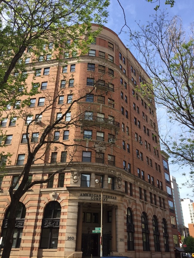 Foto del edificio - The American Thread Building